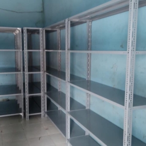 mua-ke-v-lo-gia-re-quan-3