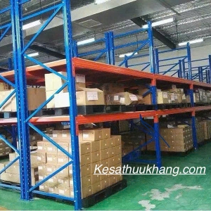 dia-diem-ban-ke-trung-tai-gia-re-o-tp-hcm