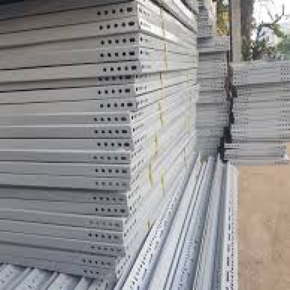 MÂM KỆ SẮT V LỖ -  02